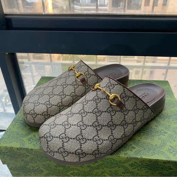 Gucci Beige and Brown Women's Slippers😍😍 - Picture 2 of 4